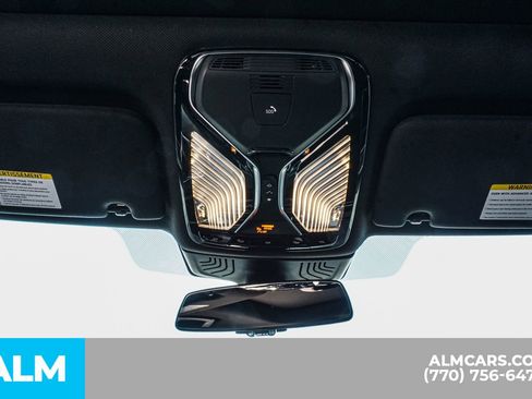 Used 2022 BMW 750i xDrive w/ M Sport Package image 61