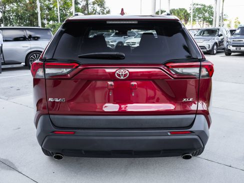 Used 2023 Toyota RAV4 XLE image 8