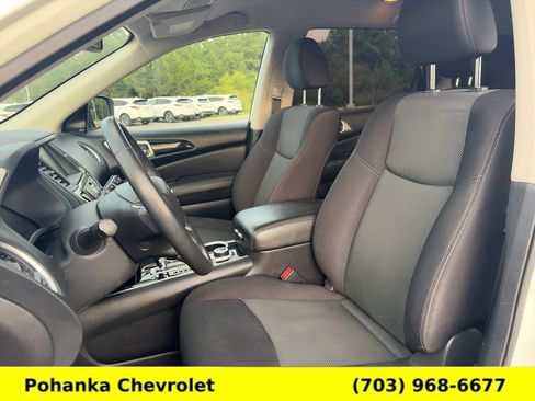 Used 2020 Nissan Pathfinder SV w/ Cargo Package AWD/4WD image 18