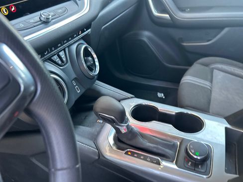 Used 2024 Chevrolet Blazer LT w/ Convenience Package FWD image 25