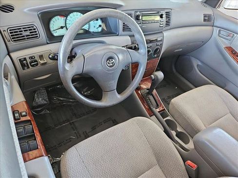 Used 2003 Toyota Corolla LE FWD image 10