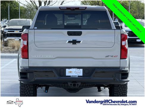 New 2026 Chevrolet Silverado 1500 ZR2 AWD/4WD image 5