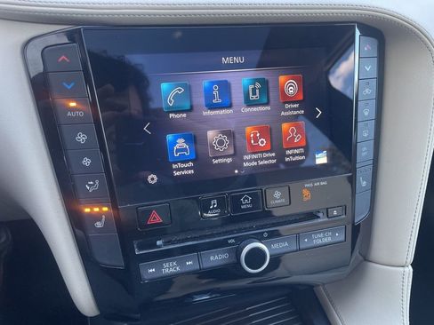 Used 2021 INFINITI QX50 Luxe w/ Cargo Package image 32