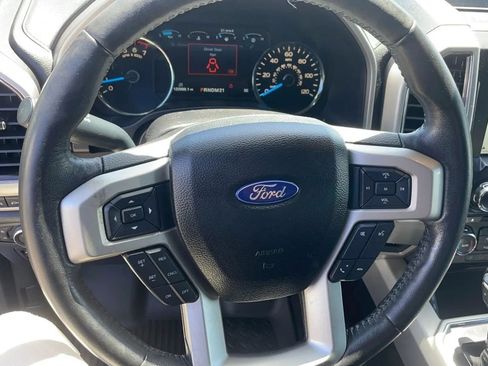 Used 2017 Ford F150 Lariat AWD/4WD image 10