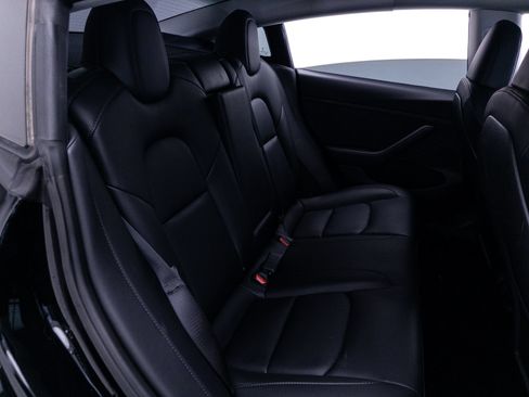 Used 2023 Tesla Model 3 Standard Range RWD image 32
