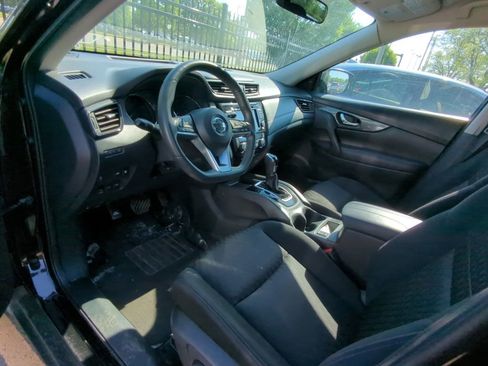 Used 2018 Nissan Rogue SV AWD/4WD image 7