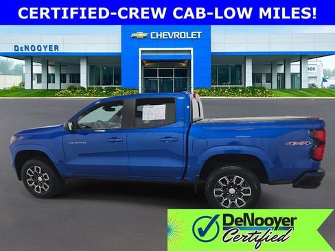 Used 2023 Chevrolet Colorado LT w/ LT Convenience Package III image 8