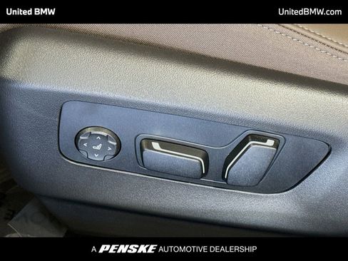 New 2026 BMW 530i w/ Executive Package image 4