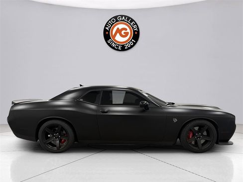 Used 2019 Dodge Challenger SRT Hellcat image 7