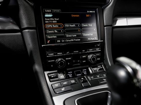 Used 2014 Porsche 911 Carrera image 13