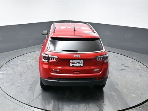 Used 2024 Jeep Compass Latitude image 46