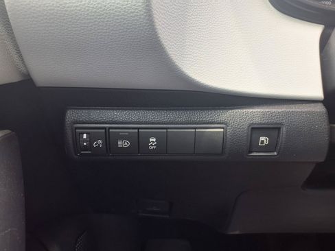 Used 2024 Toyota Corolla SE FWD image 23