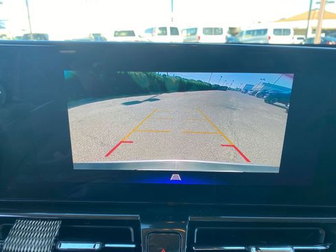 Used 2025 Chevrolet TrailBlazer LT image 18