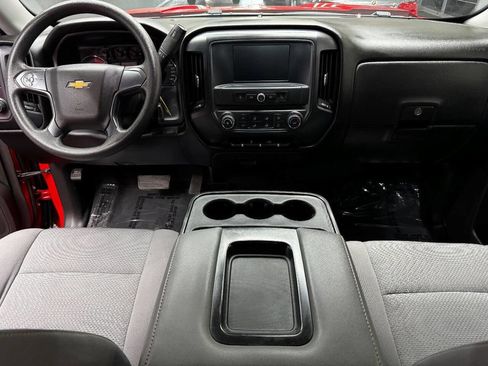 Used 2018 Chevrolet Silverado 1500 Custom w/ Custom Value Package AWD/4WD image 36