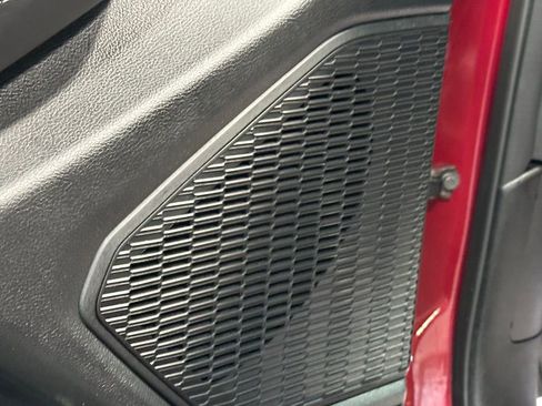 Used 2024 Jeep Grand Cherokee Altitude image 12