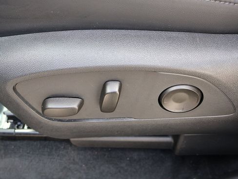 Used 2024 GMC Acadia Elevation image 33