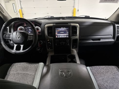 Used 2015 RAM 1500 Big Horn image 10