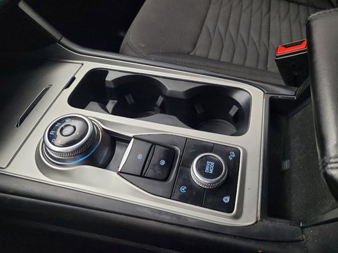 Used 2020 Ford Explorer XLT w/ Class III Trailer Tow Package image 26