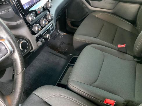 Used 2025 RAM 1500 Classic Warlock AWD/4WD image 17
