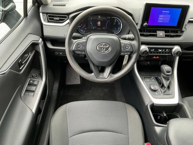 Used 2024 Toyota RAV4 LE AWD/4WD image 11