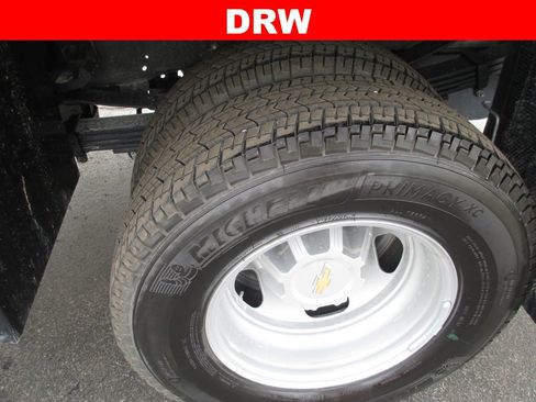 Used 2025 Chevrolet Silverado 3500 W/T w/ WT Convenience Package image 15