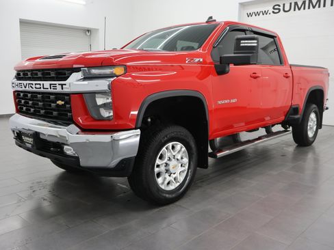 Used 2023 Chevrolet Silverado 3500 LT w/ All Star Edition AWD/4WD image 7