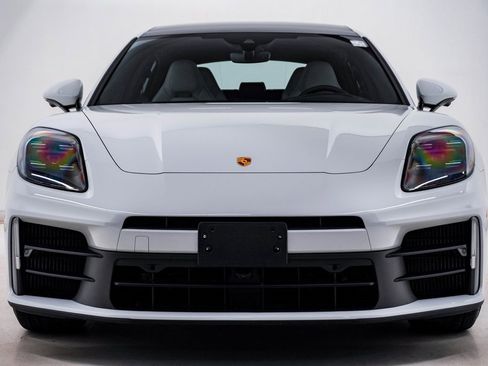 Certified 2025 Porsche Panamera 4 image 6