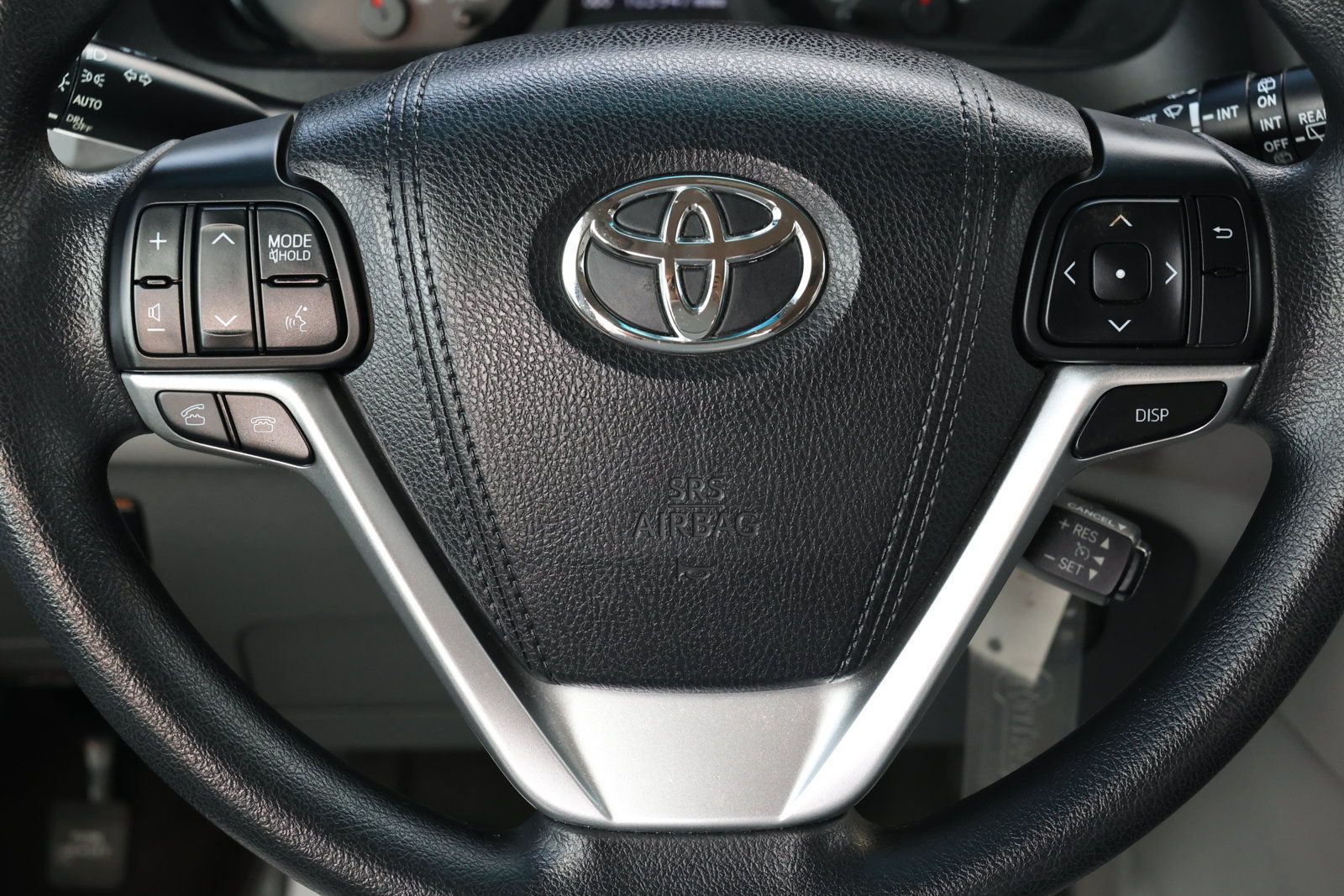 Used 2017 Toyota Sienna LE FWD image 17