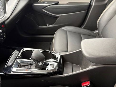 Certified 2025 Chevrolet Trax ACTIV image 25