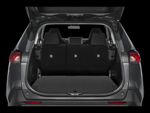 Certified 2025 Toyota RAV4 LE image 8