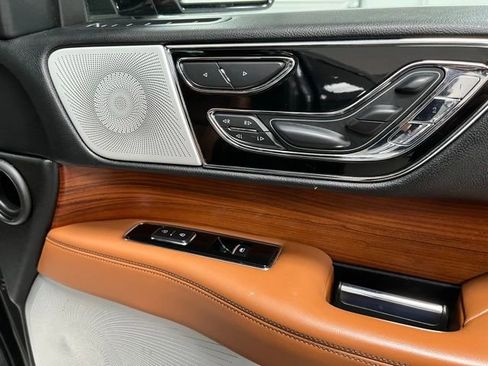 Used 2018 Lincoln Navigator L Reserve AWD/4WD image 57