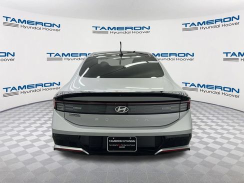 Used 2024 Hyundai Sonata SEL w/ Convenience Package FWD image 4