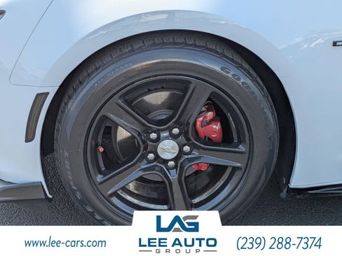 Used 2023 Chevrolet Camaro LT RWD image 10
