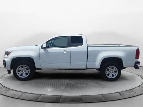Used 2022 Chevrolet Colorado LT w/ Safety Package RWD image 2