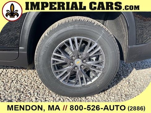 New 2026 Chevrolet Traverse LT image 10