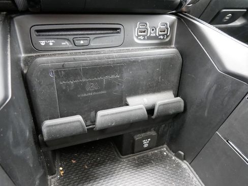 Used 2019 RAM 1500 Limited image 48