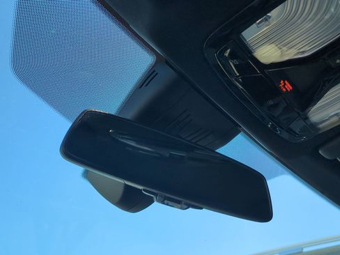 Used 2023 BMW i4 eDrive35 w/ Premium Package image 27