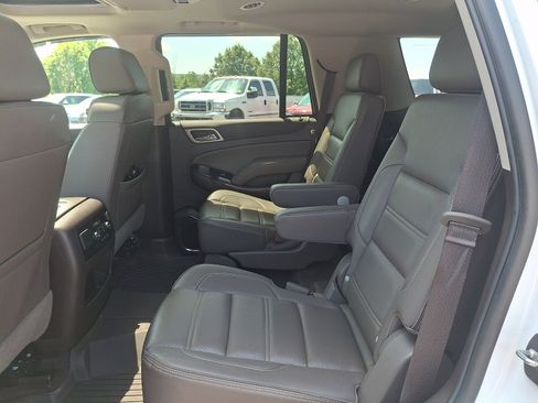 Used 2019 GMC Yukon Denali w/ Open Road Package AWD/4WD image 10