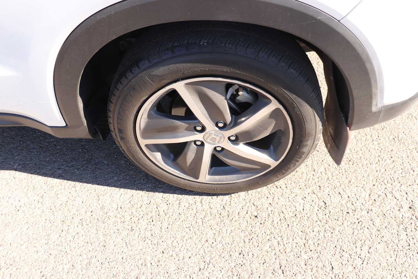 Used 2022 Honda HR-V EX image 9