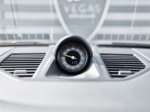 Used 2025 Porsche 911 GT3 w/ Chrono Package image 75