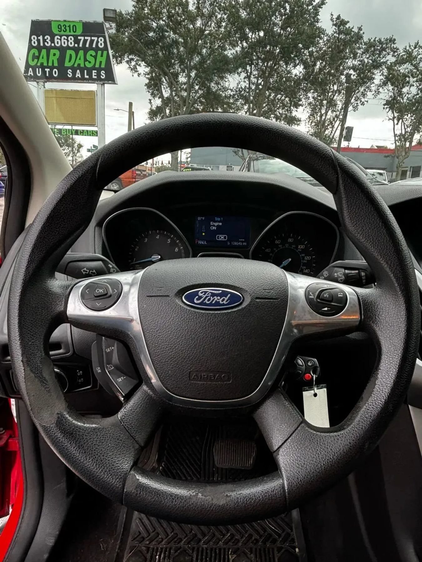 Used 2014 Ford Focus SE FWD image 16