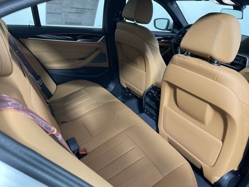 Certified 2023 BMW 530i xDrive w/ Premium Package image 14