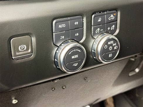 Used 2024 GMC Sierra 2500 AT4X w/ AT4X AEV Edition image 10