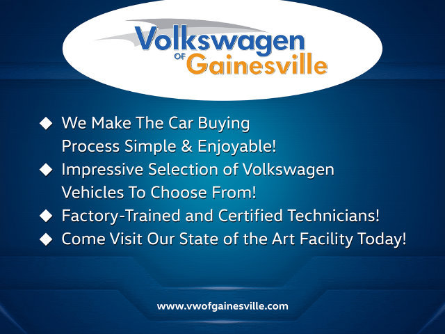 Used 2025 Toyota Camry LE w/ Convenience Package FWD image 3