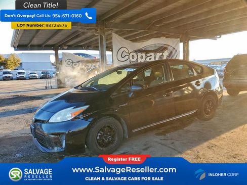 Used 2014 Toyota Prius Three image 1