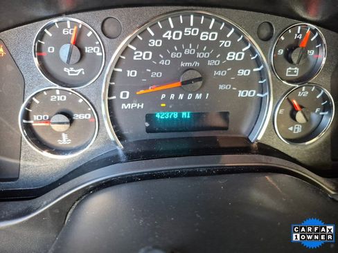 Used 2024 GMC Savana 2500 w/ Driver Convenience Package image 21