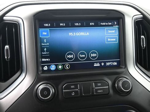 Used 2021 Chevrolet Silverado 1500 LT image 30