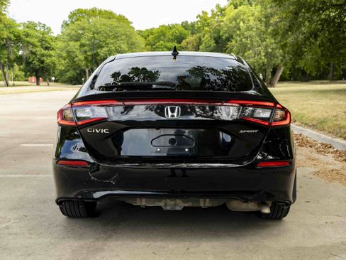 Used 2024 Honda Civic Sport image 8