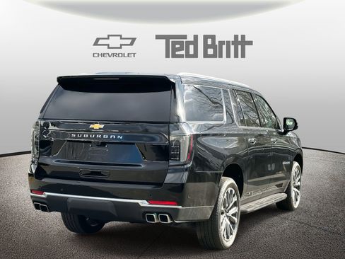 New 2026 Chevrolet Suburban High Country image 4