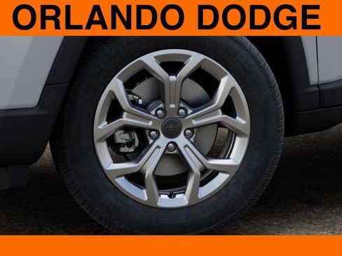 New 2025 Jeep Compass Latitude AWD/4WD image 8